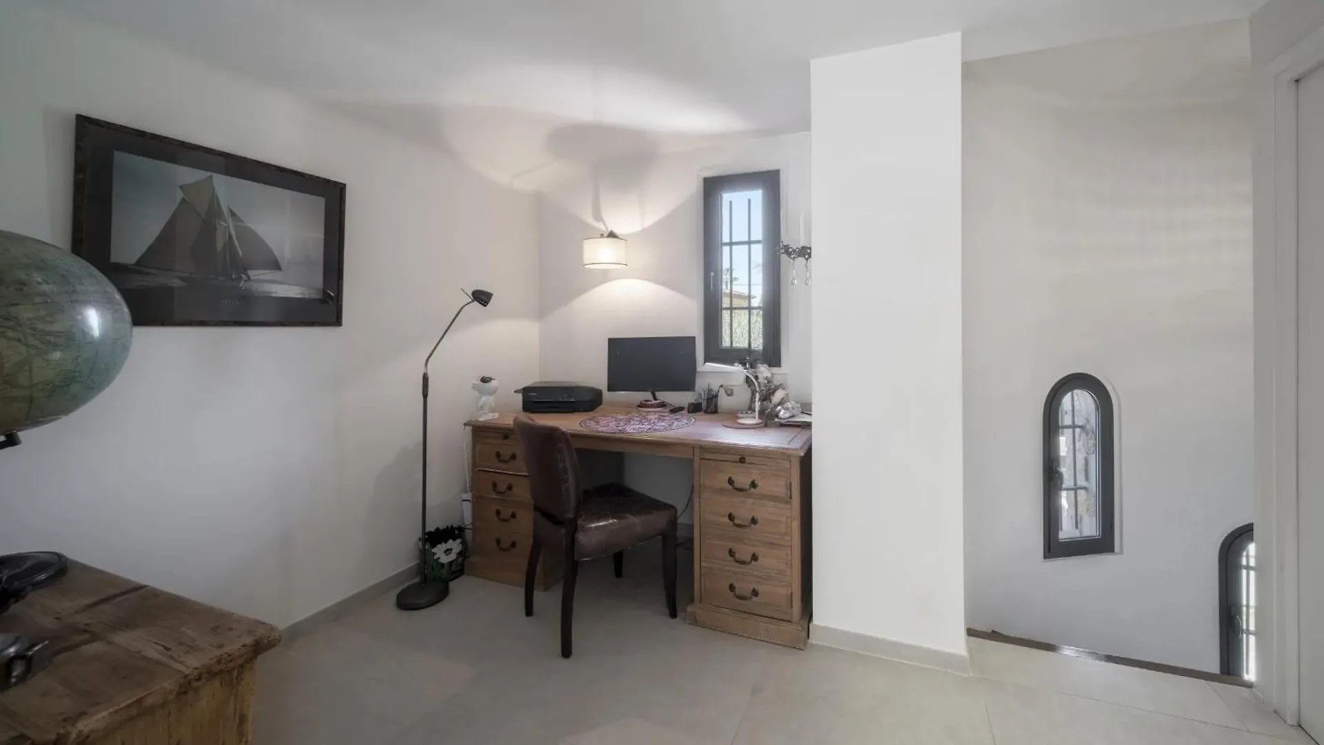 Beautiful 4 Bedroom Villa With Pool In Cannes Center Frankrig